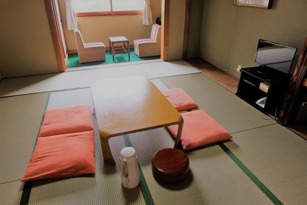 Hotel Takimoto Yamanouchi  Eksteriør bilde